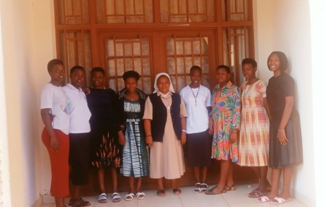 Encuentro de las Aspirantes en Nyarusange, Rwuanda