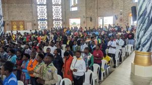 Más de mil jóvenes participando de los diferentes temas y momentos de oración